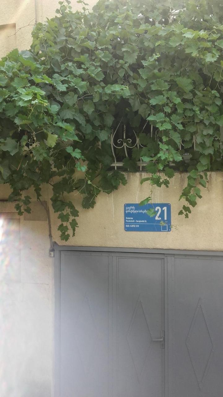 Домик У Реки Куры Tbilisi Exterior foto
